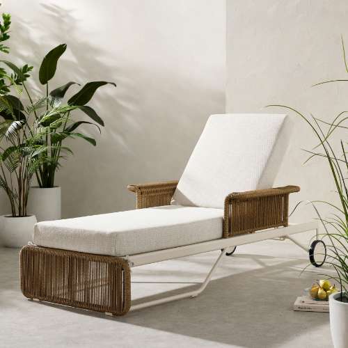 Chaises longues de patio