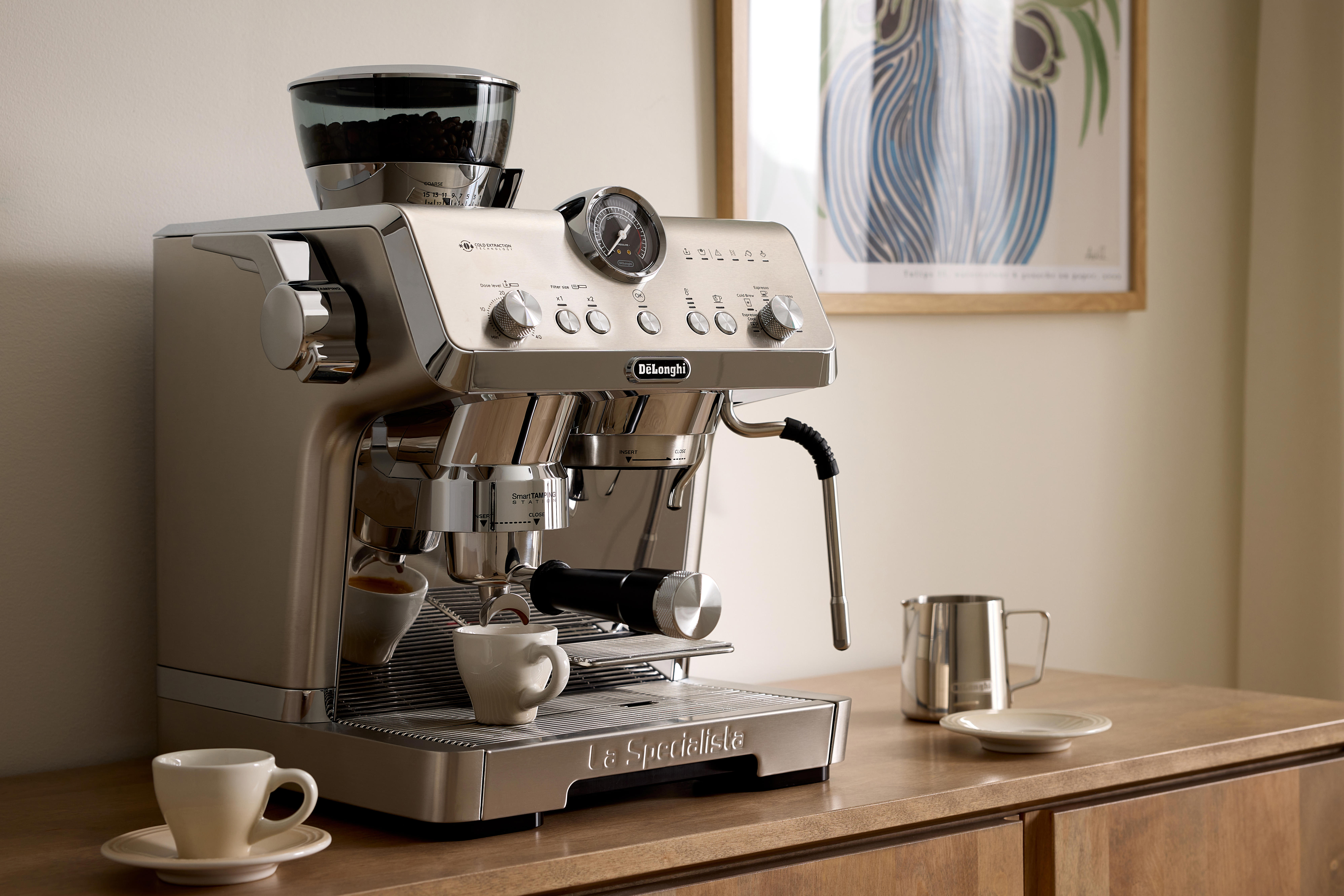 The Specialista Opera Espresso Machine with exclusive Espresso