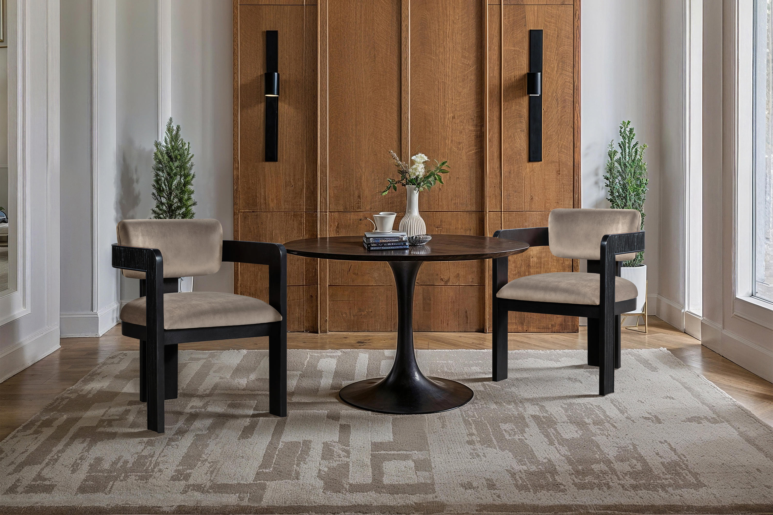 nacha　0417 Sacha Dining Chair Meridian Furniture 11095TAUPE-C | Tanguay