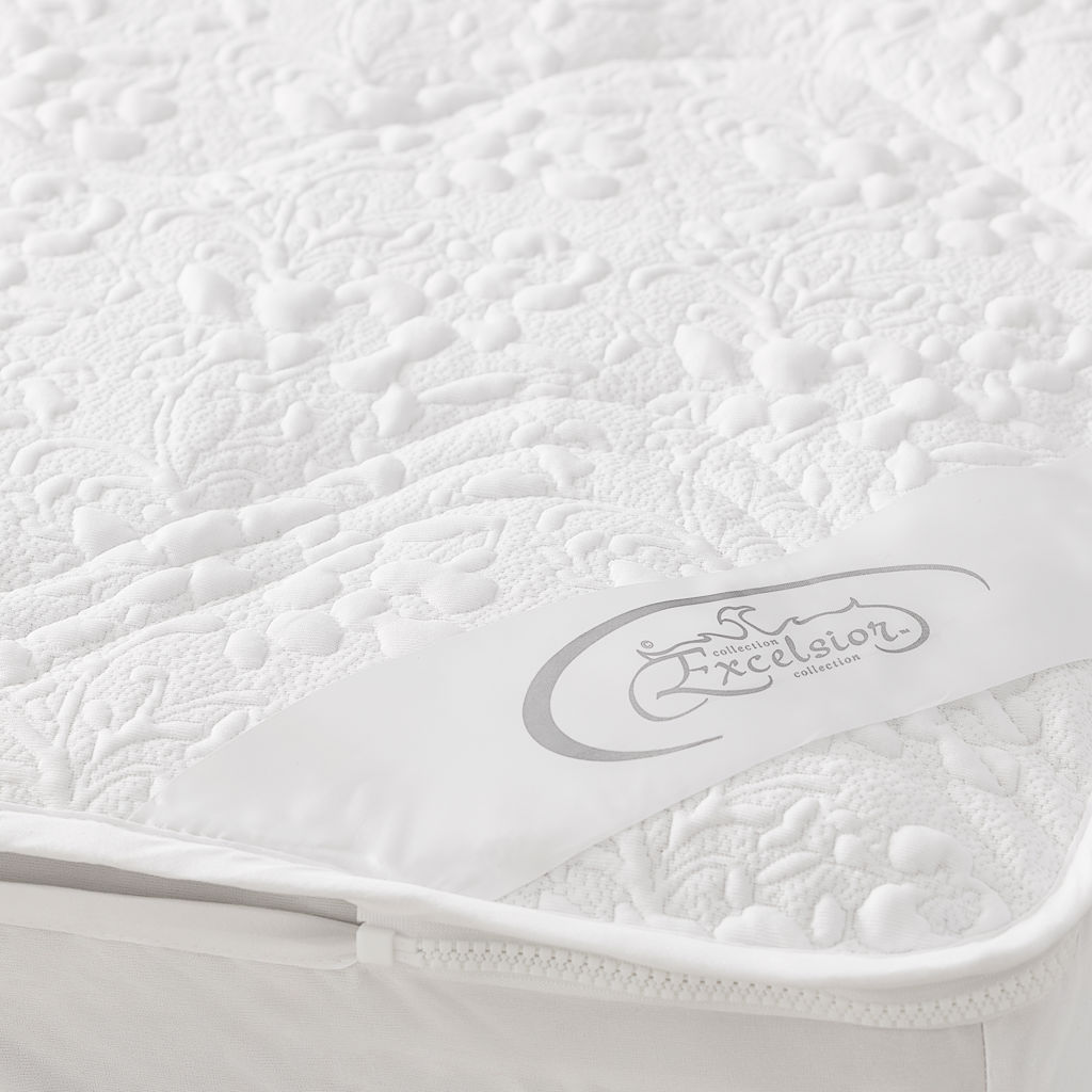 Couvre-matelas très grand lit 16 po