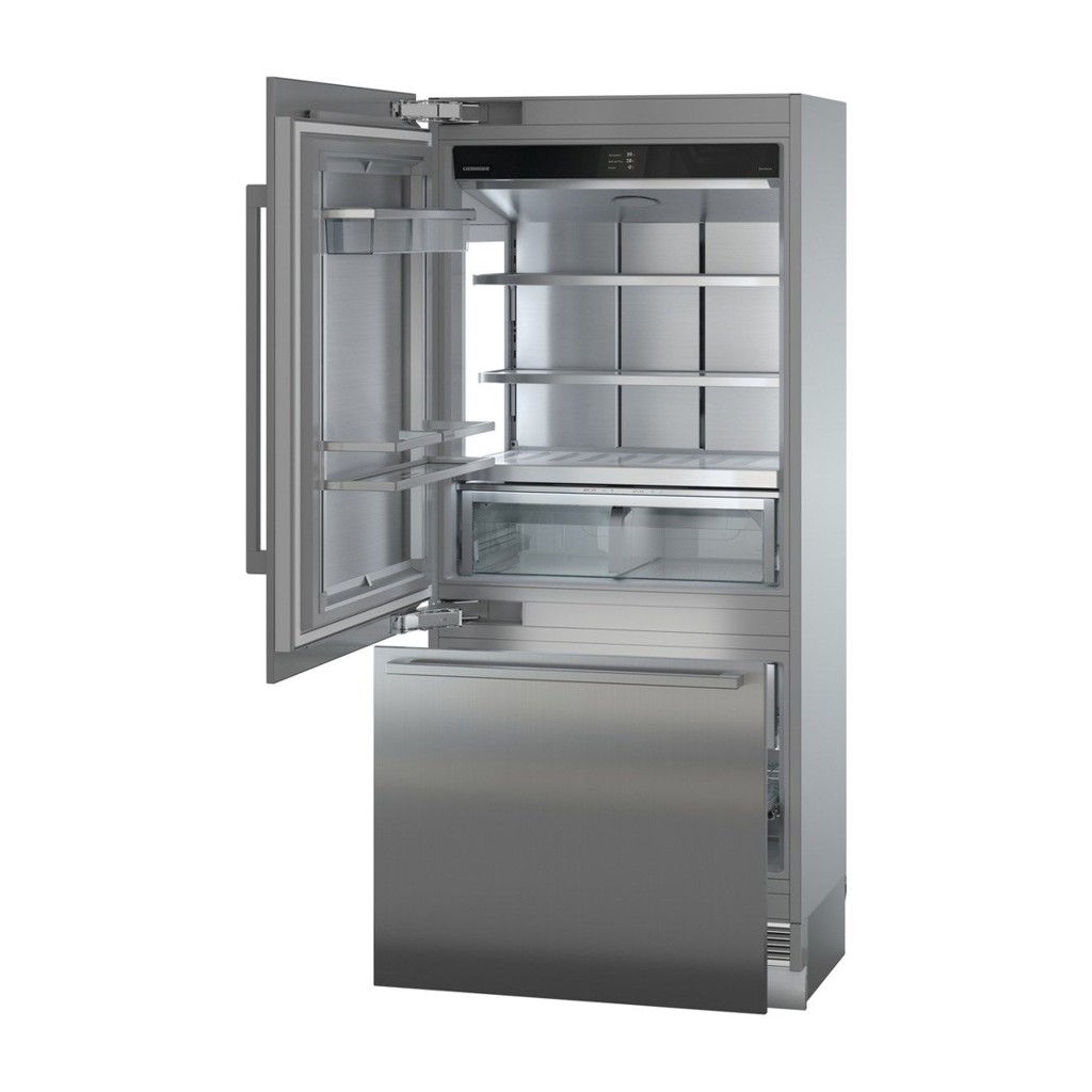 18.1 cu. ft. Refrigerator with bottom freezer