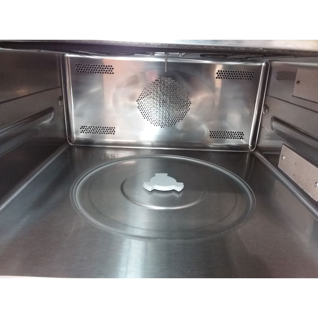 1.4 cu.ft. 900W  Built-in Convection Microwave Oven - Slight imperfections