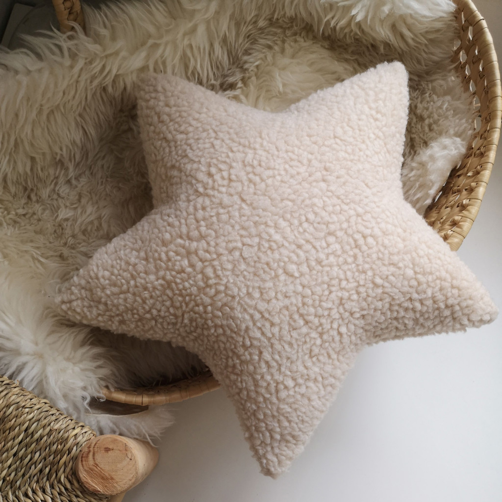 Coussin étoile sherpa beige