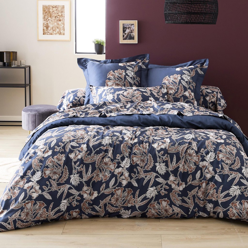 Botanical Chinoiserie Quilted Bedspread