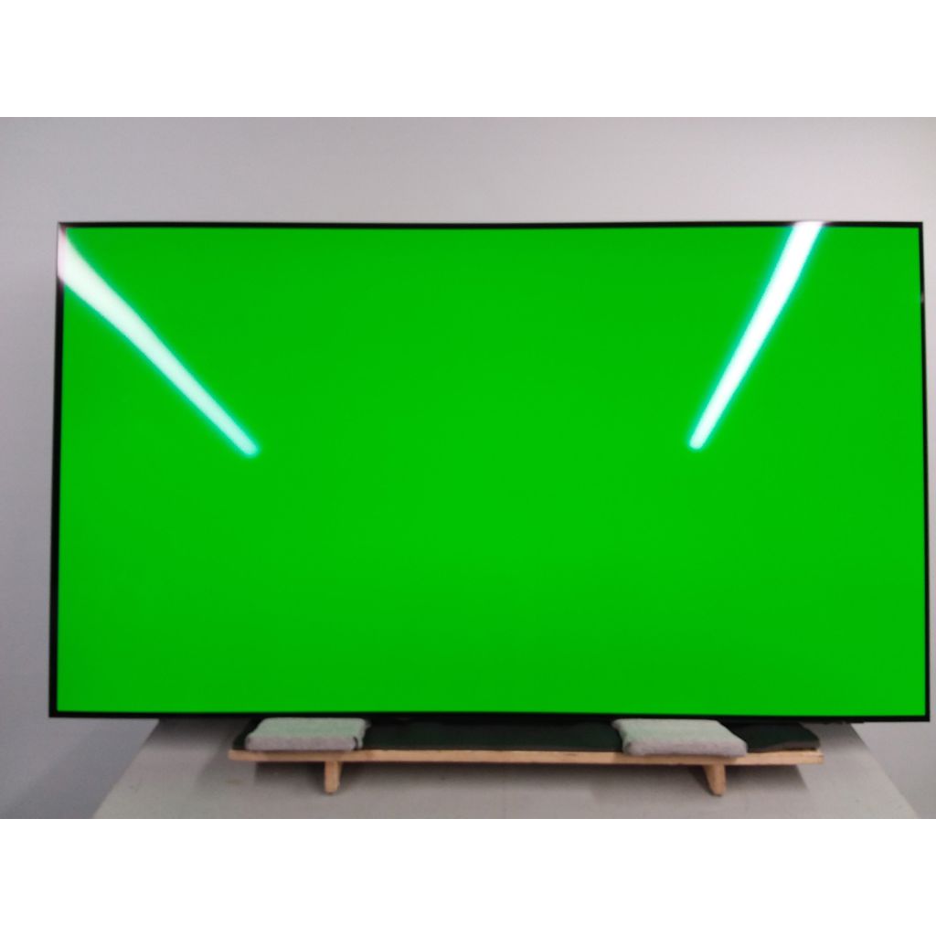 Téléviseur OLED 4K écran 65 po - Légères imperfections