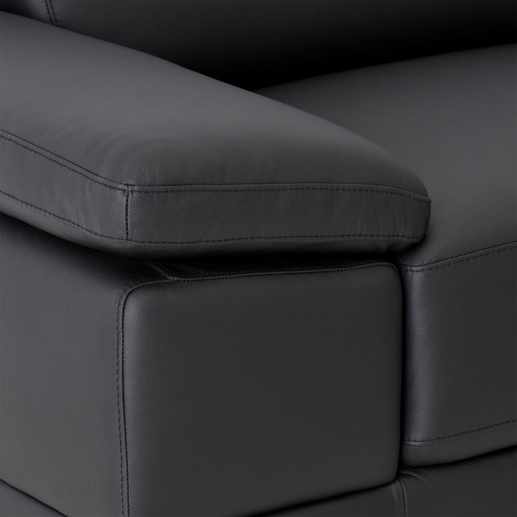 Sho★CCU Power Recline Leather Sectional with Integrated USB and Cup