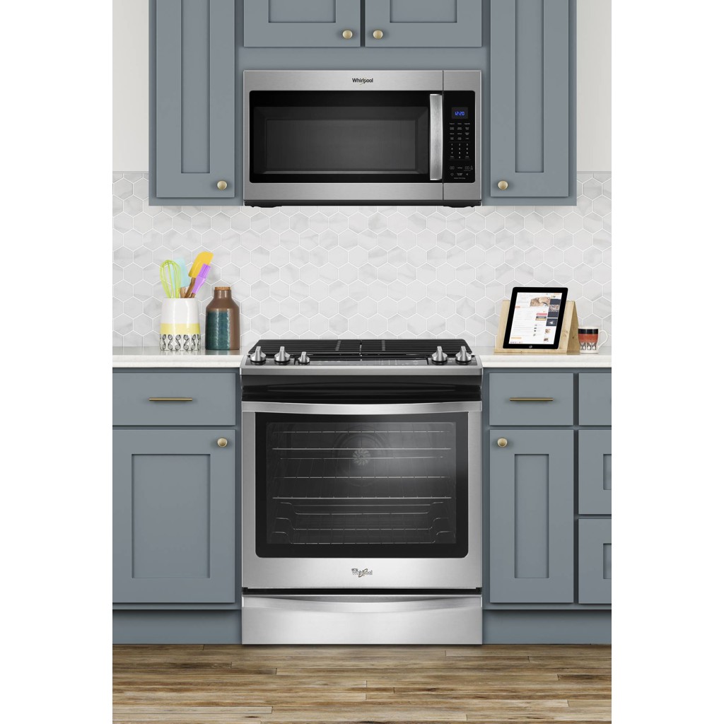 30" SlideIn Gas Range with 5 Sealed Burners Whirlpool WEG745H0FS Tanguay