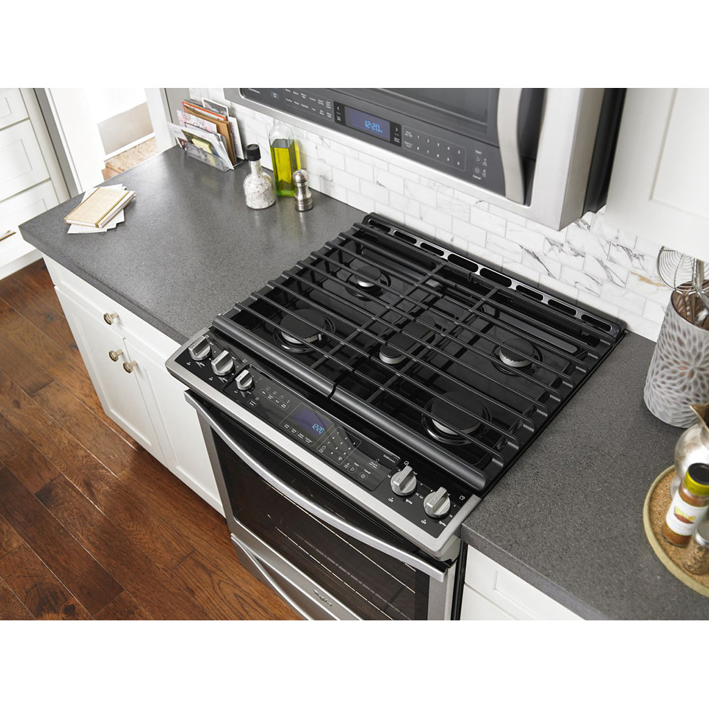 30" SlideIn Gas Range with 5 Sealed Burners Whirlpool WEG745H0FS Tanguay