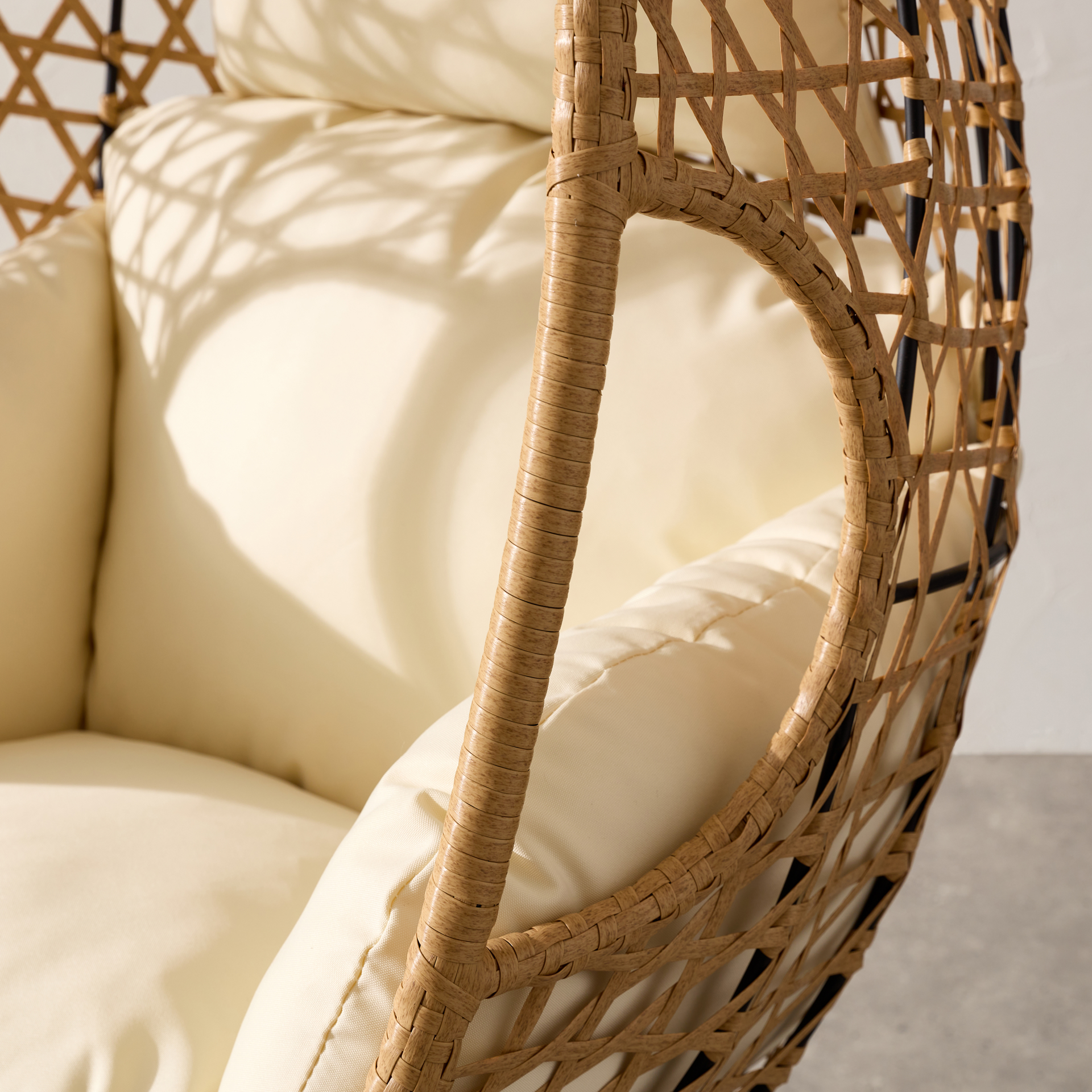 Chicago Hanging Chair Dura 4361A/4361B | Tanguay