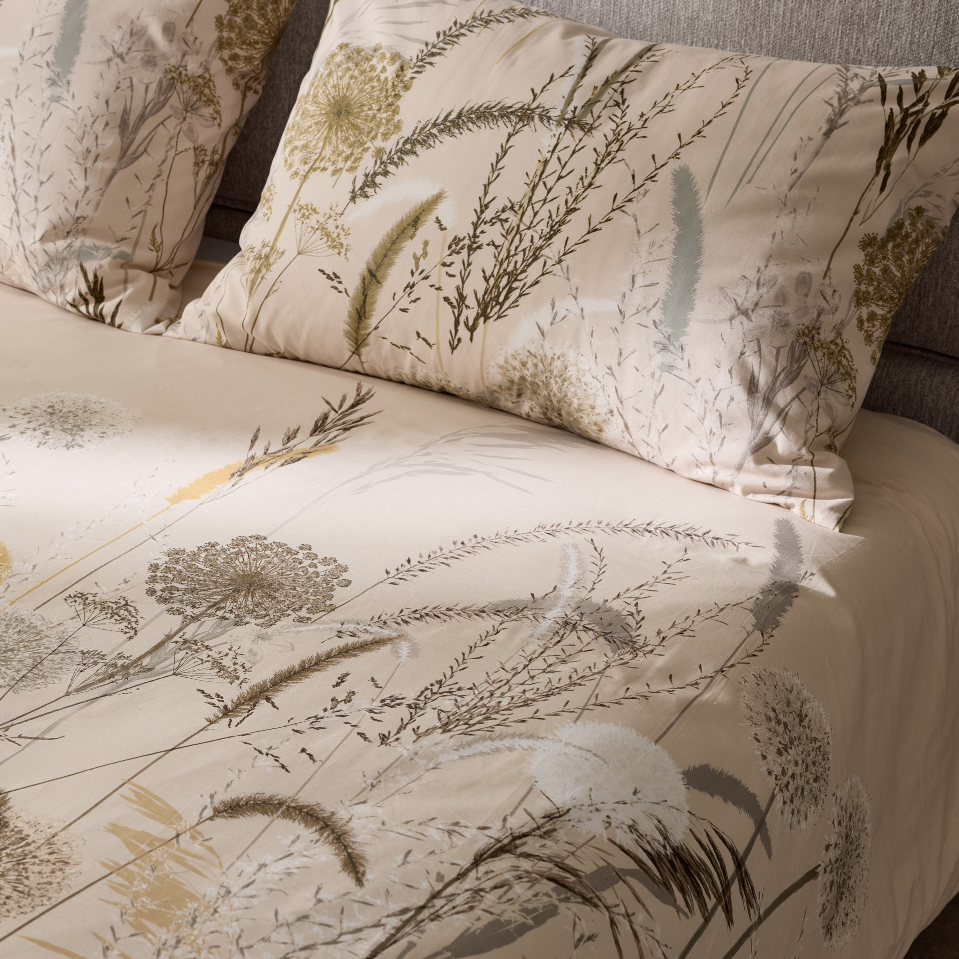 Fleur de Coton Duvet Cover Set (King) - Thumbnail 2