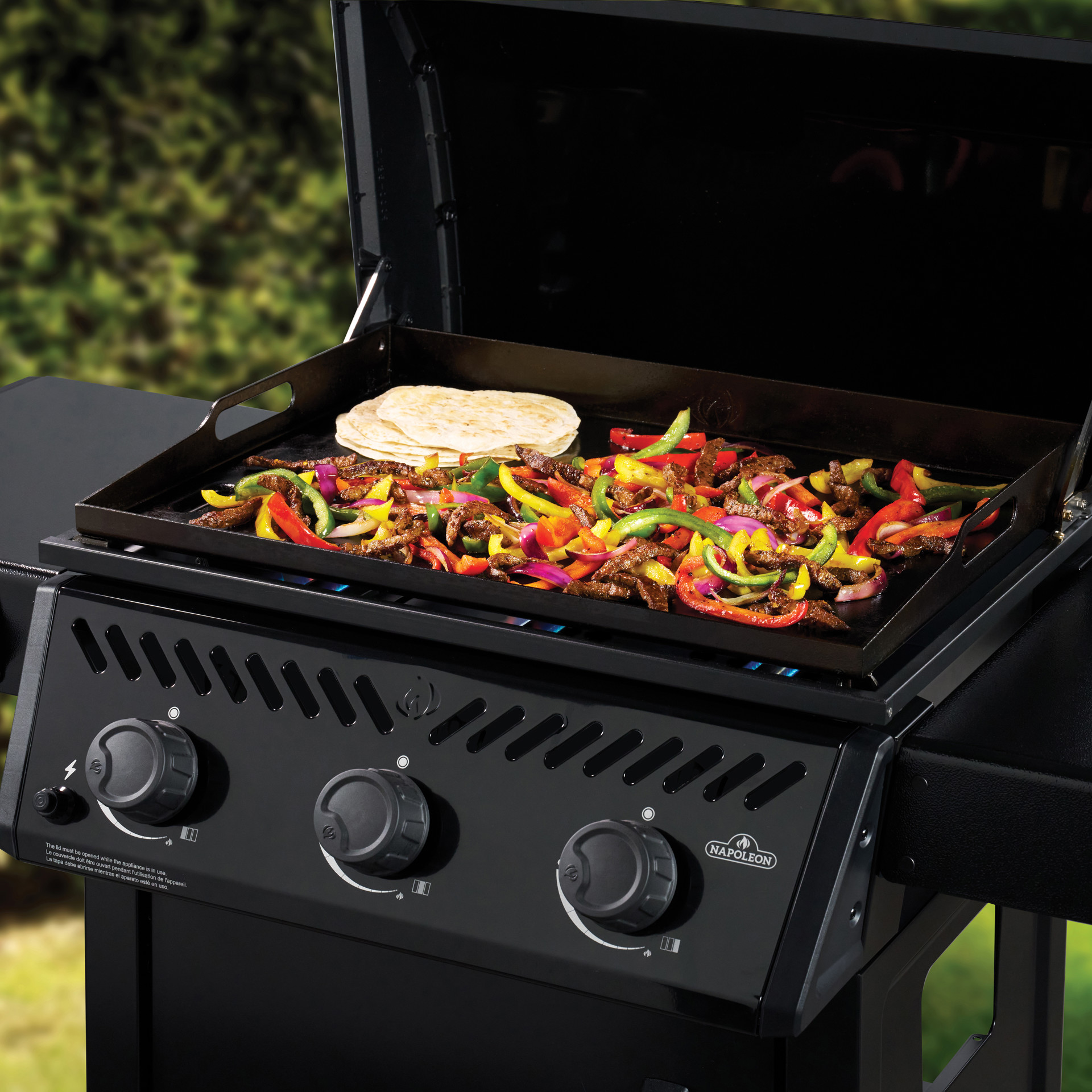 Freestyle 24 Non-stick Cart-mounted Griddle Napoleon F24DFTPK