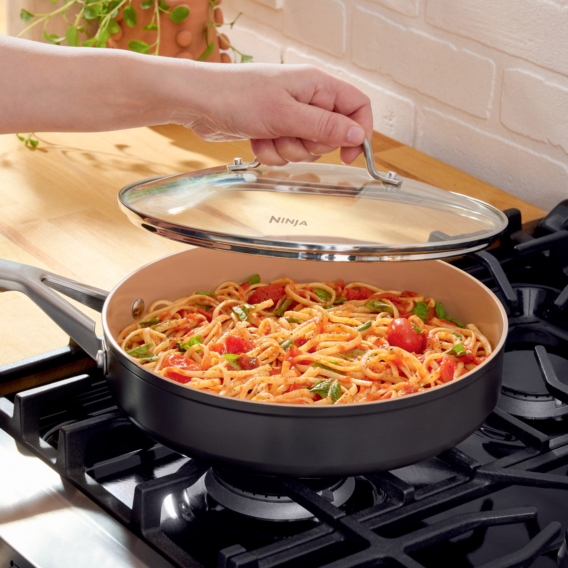 Extended Life Essential Ceramic 12-Piece Cookware Set Shark Ninja