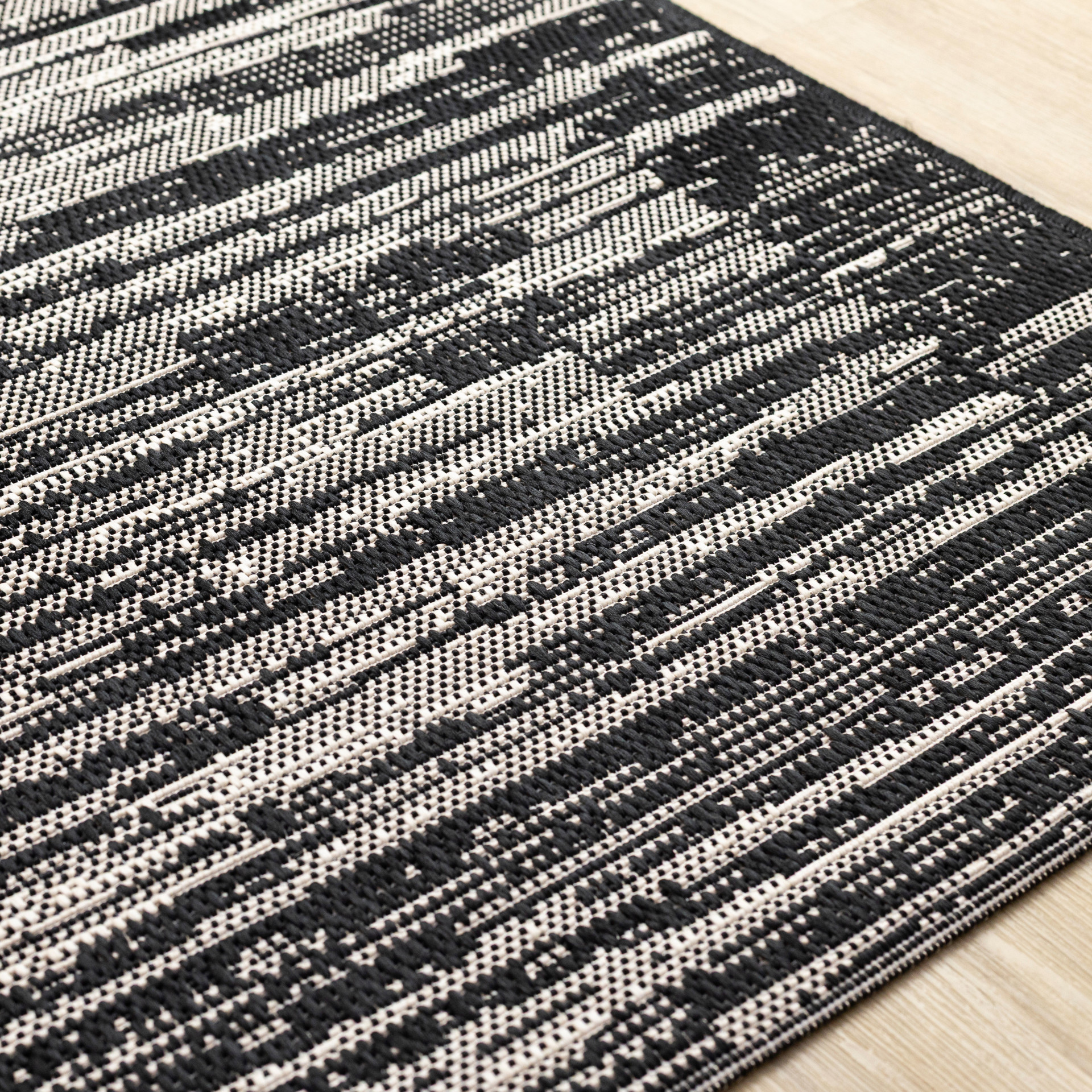 Jasper Outdoor Rug 7' x 10' Collection privée 6899-9H08 200290