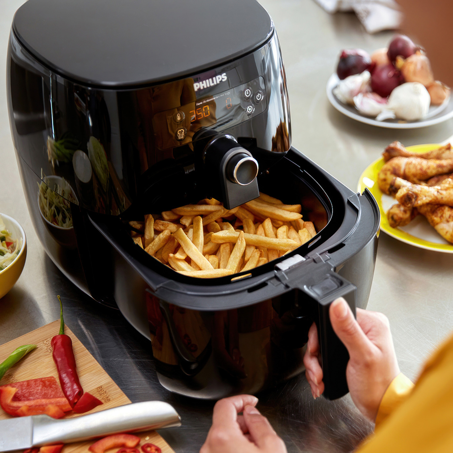 Friteuse à air chaud premium 1.8L Philips HD9741/96 Tanguay