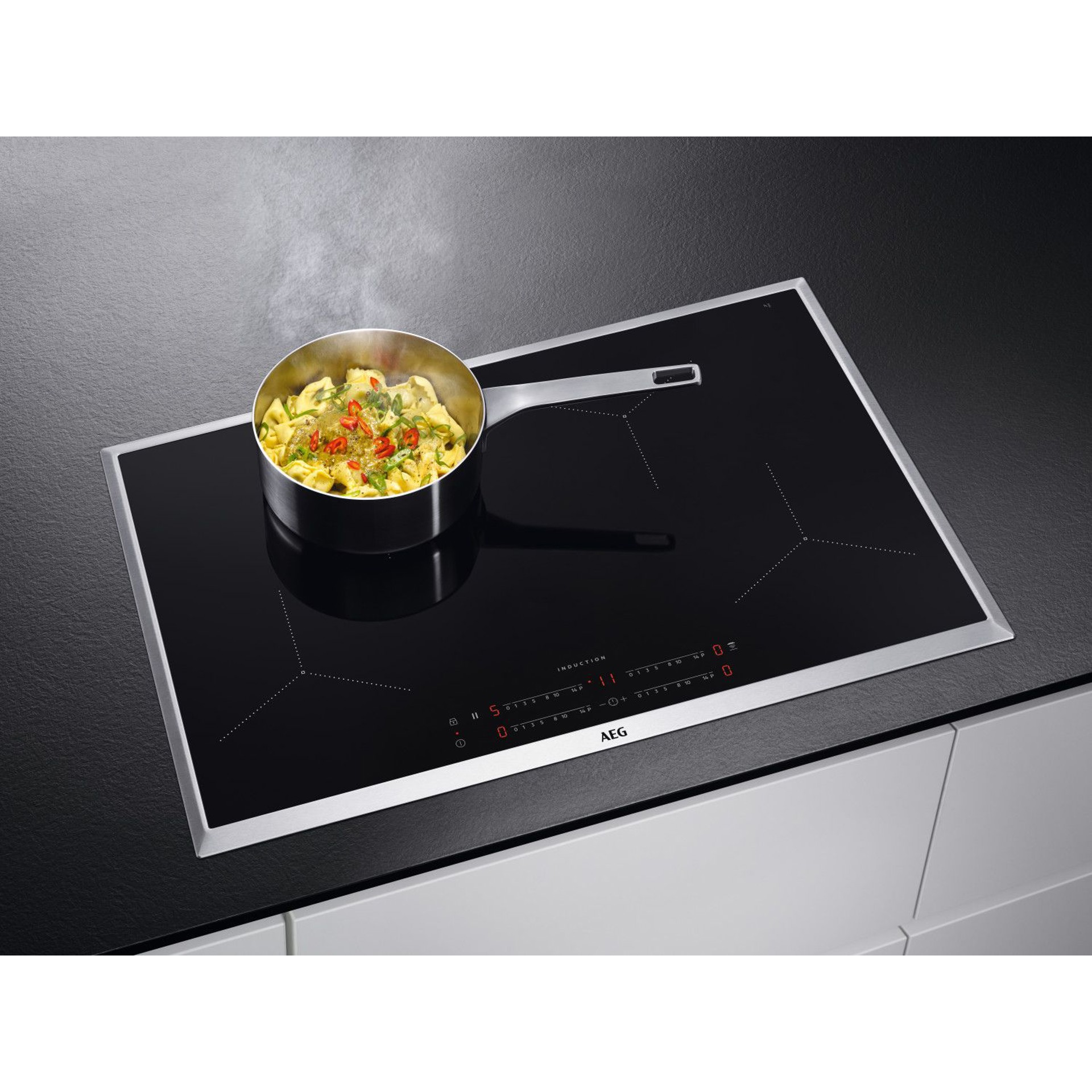 30" Induction Cooktop Aeg IKB84431XB Tanguay