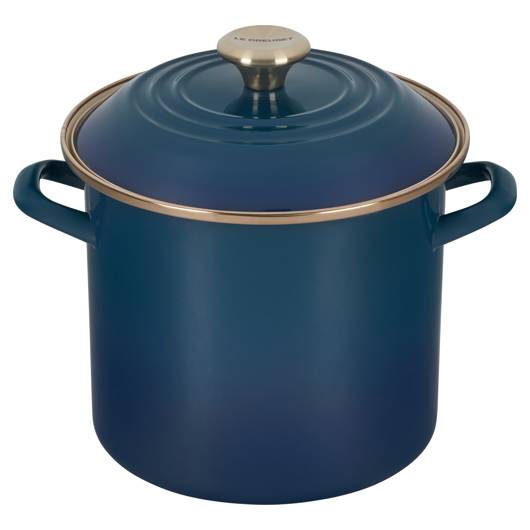LE CREUSET - moto Le Creuset Classic Whistling Kettle - 1.7 L (1.8 QT) – The