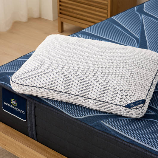 iComfort Scrunch Pillow 5.0 Gel-Infused Memory Foam Pillow Serta