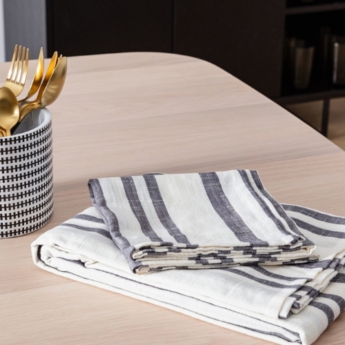 Table Linens & Accessories